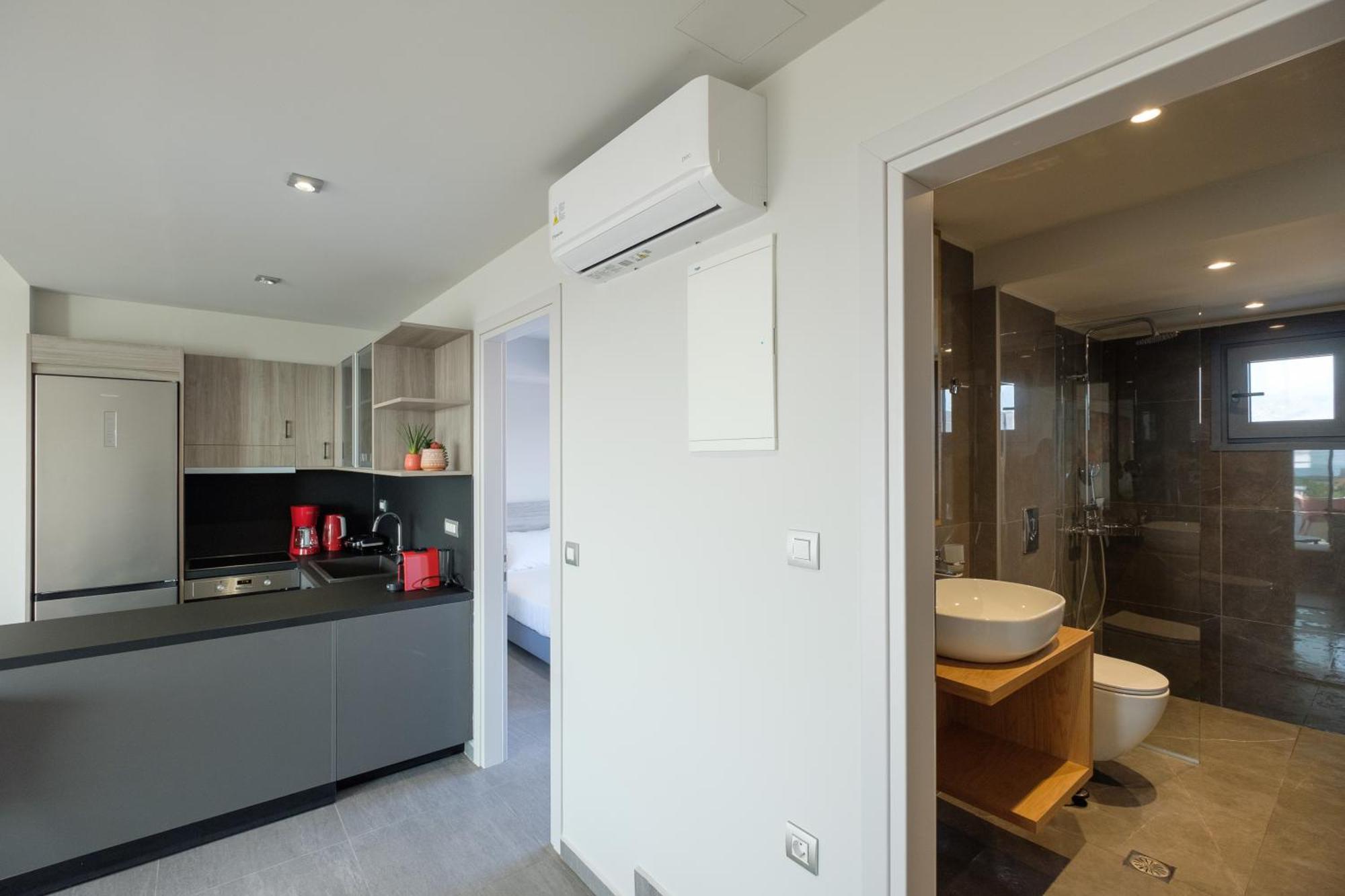 Sky-High 70Sqm Penthouse W. Stunning Views - 05 Apartment Chania  ภายนอก รูปภาพ