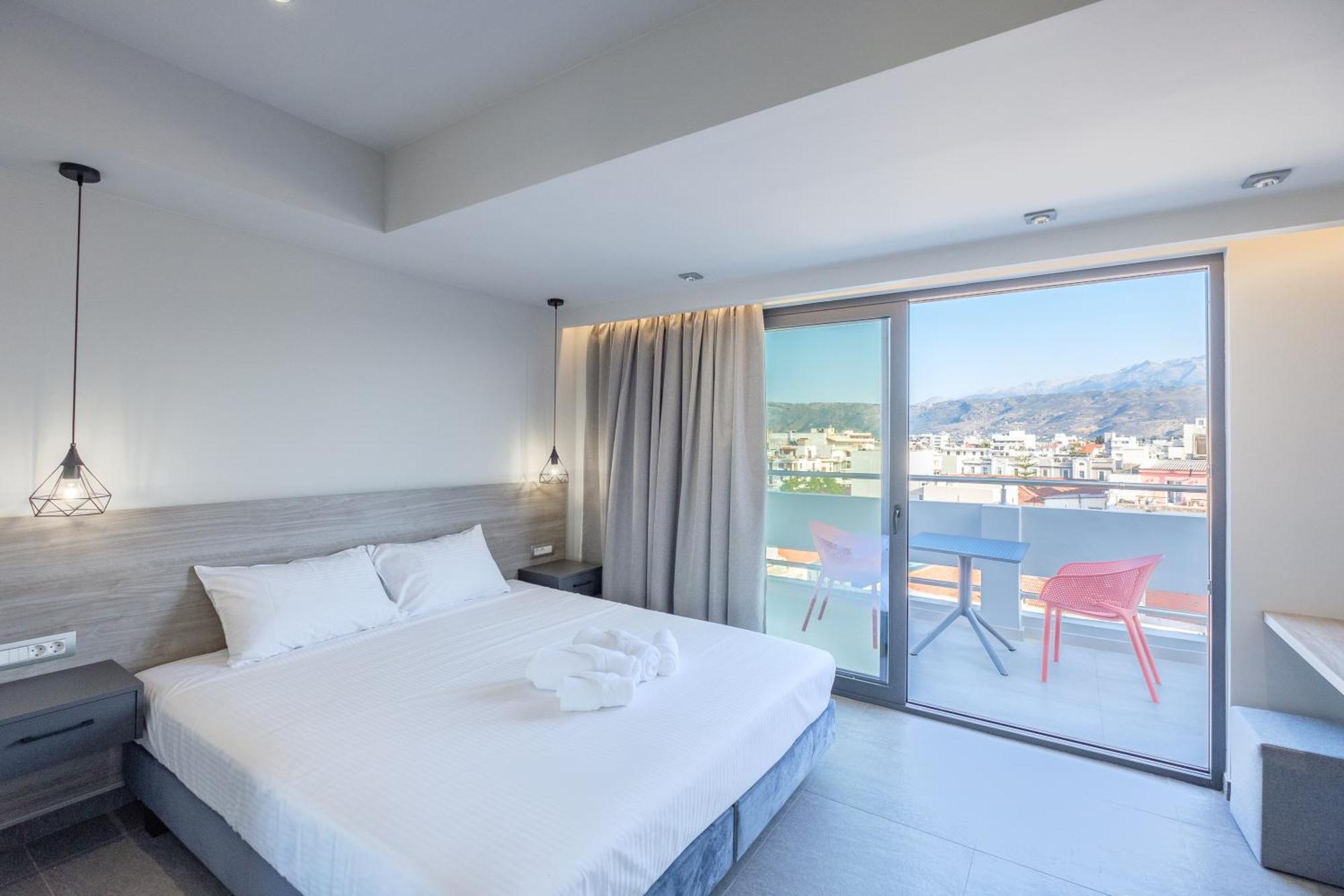 Sky-High 70Sqm Penthouse W. Stunning Views - 05 Apartment Chania  ภายนอก รูปภาพ